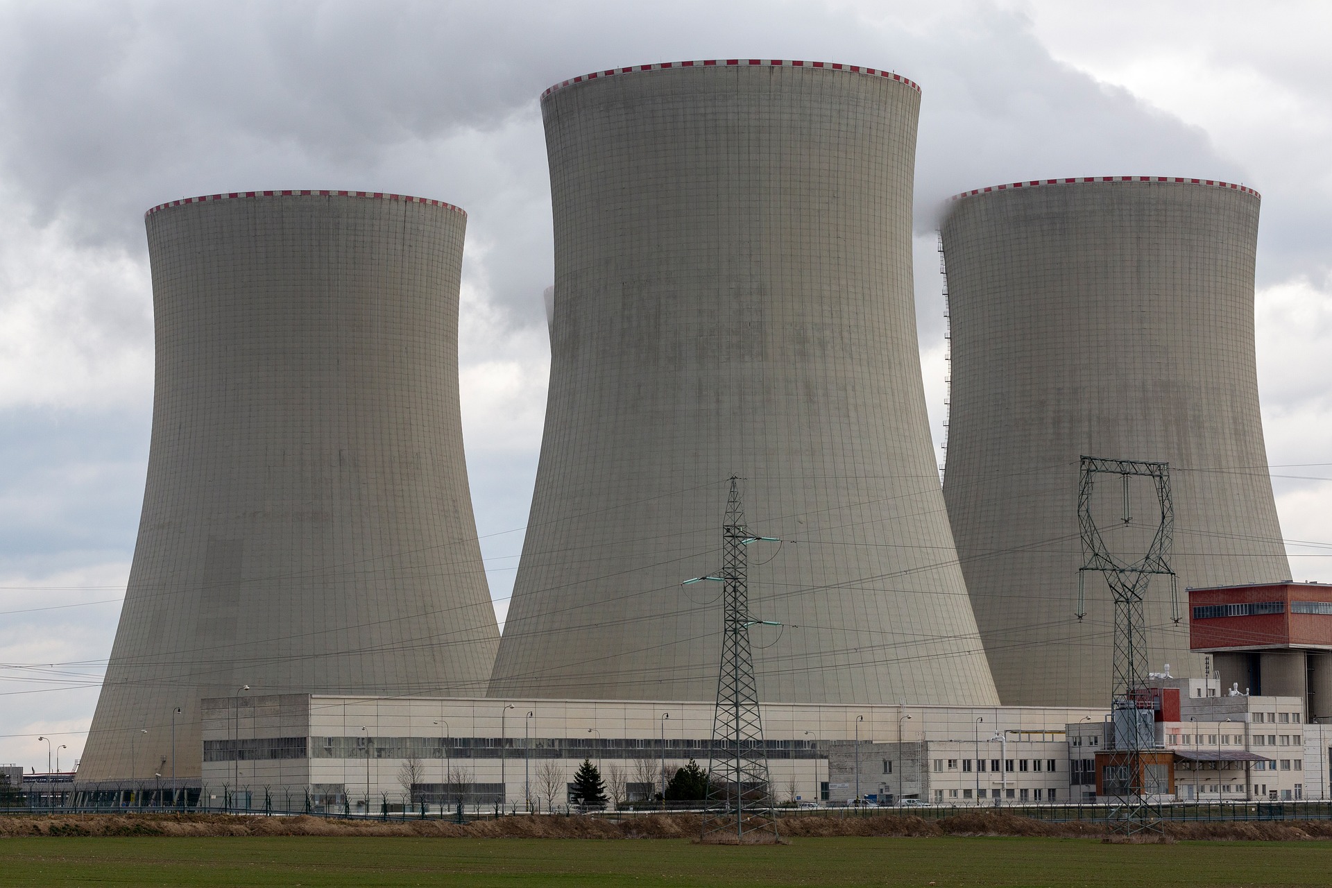 Amerykańska firma Westinghouse zbuduje pierwszą w Polsce elektrownię jądrową