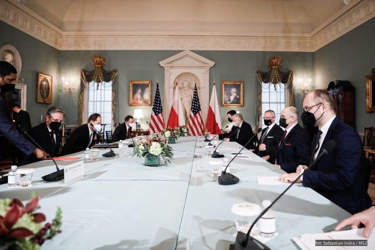 The United States and the Polish foreign policy dilemma