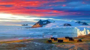 Illustration of Greenland's strategic importance and cultural heritage amidst geopolitical dynamics. Image generated by AI.