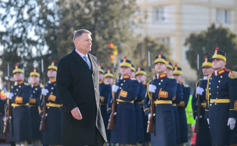 Romania on the brink of political violence