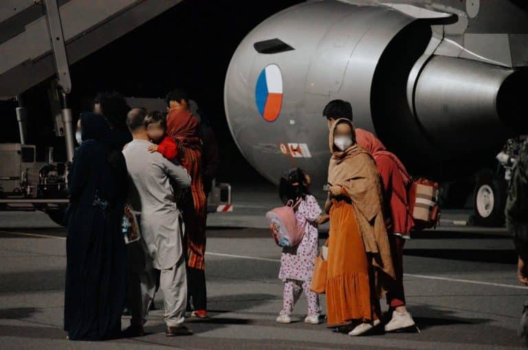 Afghans importés par le gouvernement tchèque : de rares voix critiques s’expriment