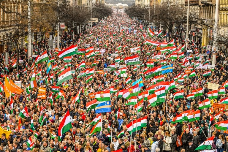 Analyse du large succès électoral de Viktor Orbán