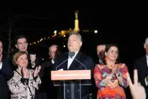 Victoire écrasante de Viktor Orbán