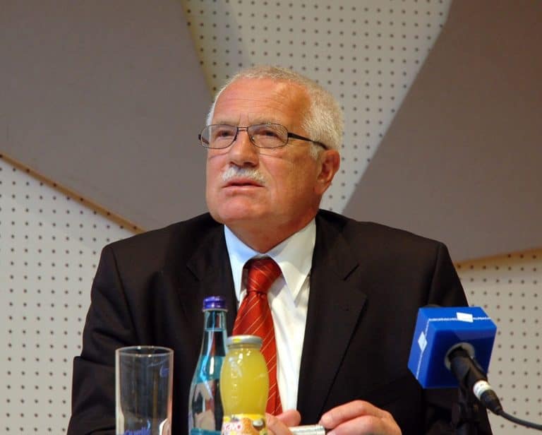 Václav Klaus congratulates Viktor Orbán on his election victory