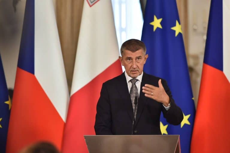 Tchéquie : le Premier ministre Andrej Babiš soutient Orbán et désavoue sévèrement ses députés européens