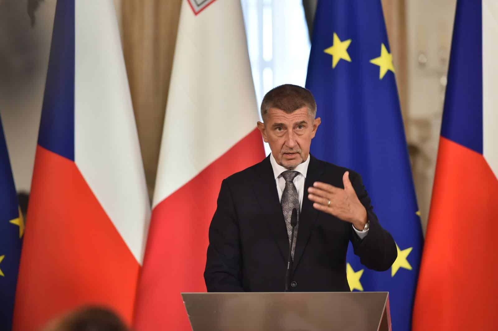 Tchéquie : le Premier ministre Andrej Babiš soutient Orbán et désavoue sévèrement ses députés européens