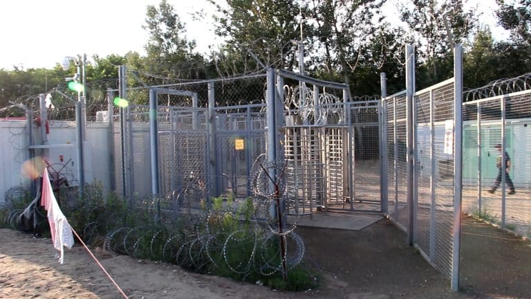 La Hongrie ferme ses camps de transit pour demandeurs d’asile
