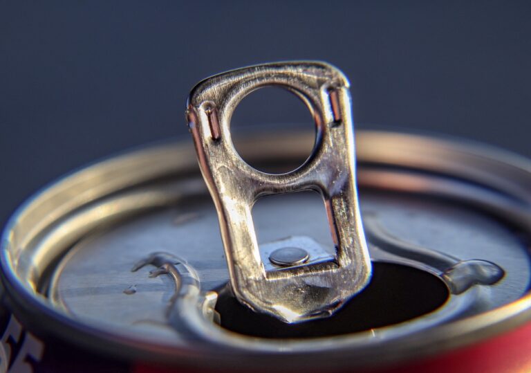 From Coke and Seawater to Car Fuel: This Groundbreaking Study Confirms Synthetic Hydrogen as a Game-Changer for the Future