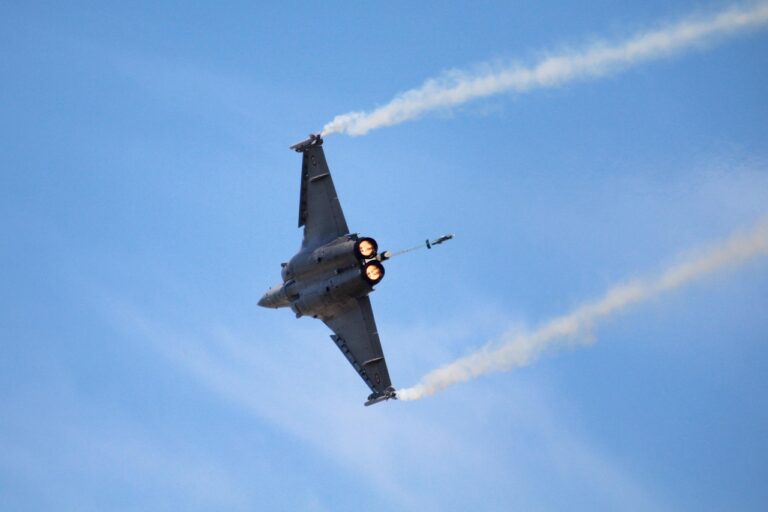 L’incroyable choix du Portugal: l’abandon du F-35 américain pour le Rafale français bouleverse l’industrie aéronautique européenne