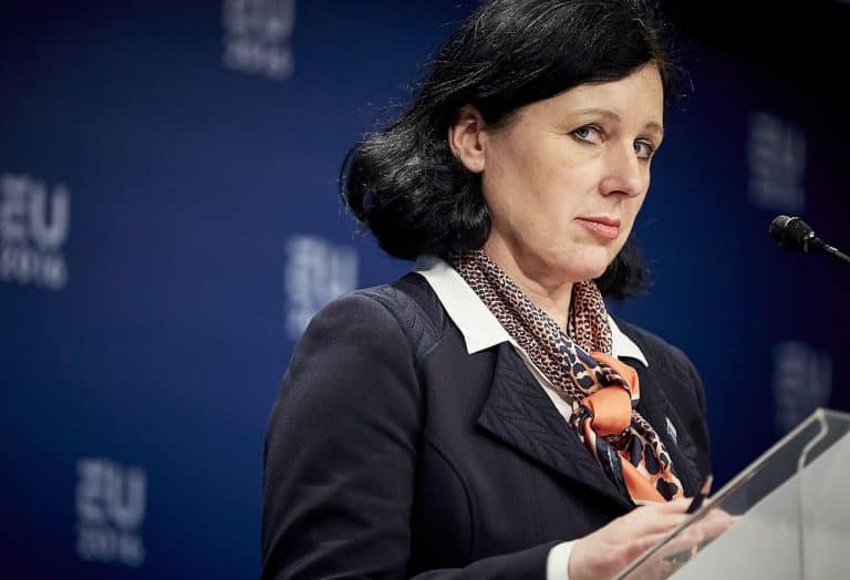 Qui est Věra Jourová, vice-présidente de la Commission européenne ? Portrait d’une Tchèque pas comme les autres