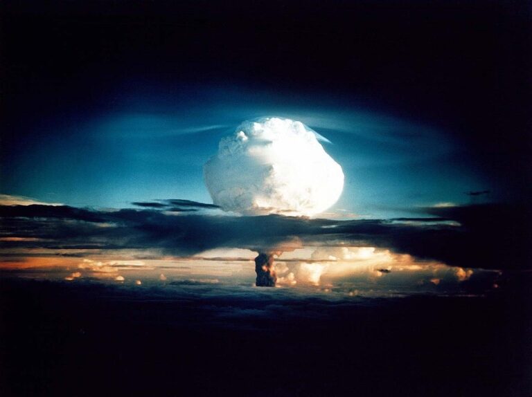 «Le compte à rebours a commencé»: un rapport explosif révèle l’escalade nucléaire et une crise de sécurité mondiale sans précédent