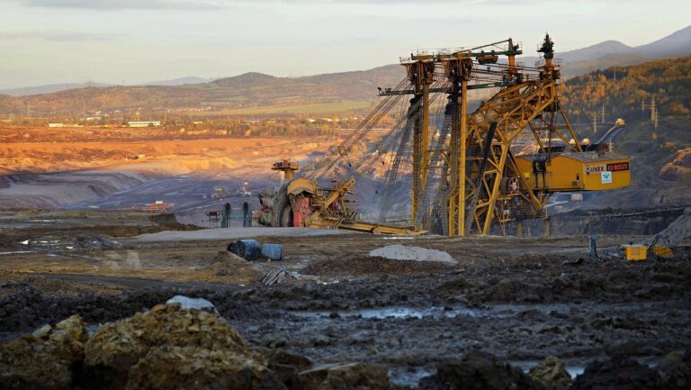 Russia’s “Audacious Move” Grabs 100-Acre Lithium Treasure, Sending Shockwaves Through Global Markets and Sparking Outrage Across Europe and the US