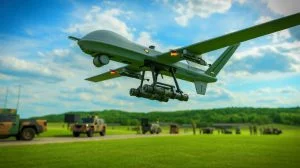 Illustration de l'armée américaine testant un drone armé d'une mine Claymore à Fort Rucker.