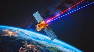 Illustration von der Nutzung eines 2-Watt-Lasers zur Datenübertragung über große Entfernungen im Weltraum.