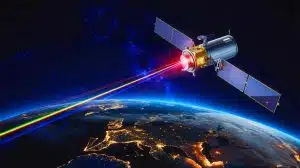 Illustration de la technologie laser chinoise en orbite géostationnaire défiant les normes de communication spatiale.