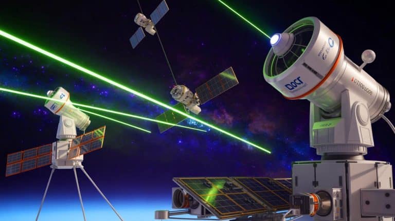 « L’espace devient incontrôlable » : l’Australie dévoile Atlas, un système laser prêt à contrer les menaces orbitales mondiales