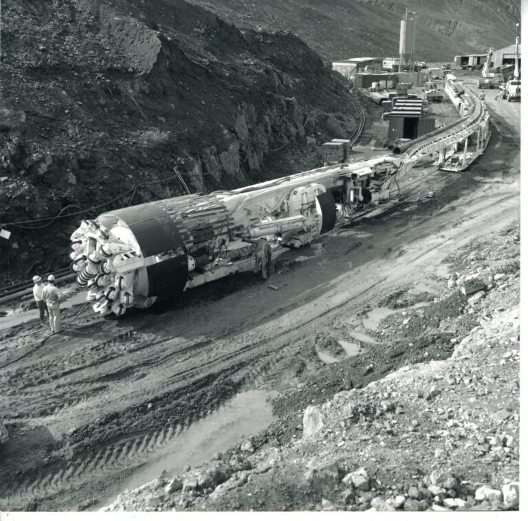 Spoil heaps, new roads and vents: what satellite images can and cannot show about hidden bases